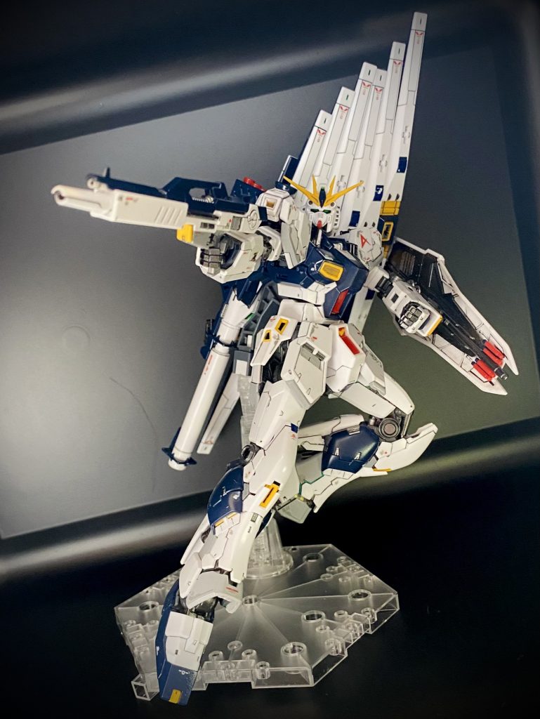 RX-93 νガンダム–4枚目/制作者：MOK-KUN