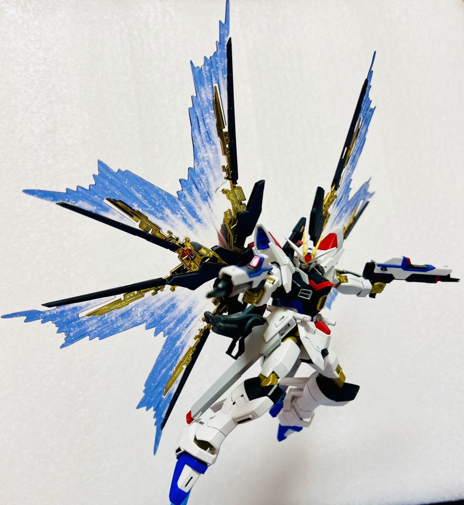 ドラグーンを外し、光の翼展開☆