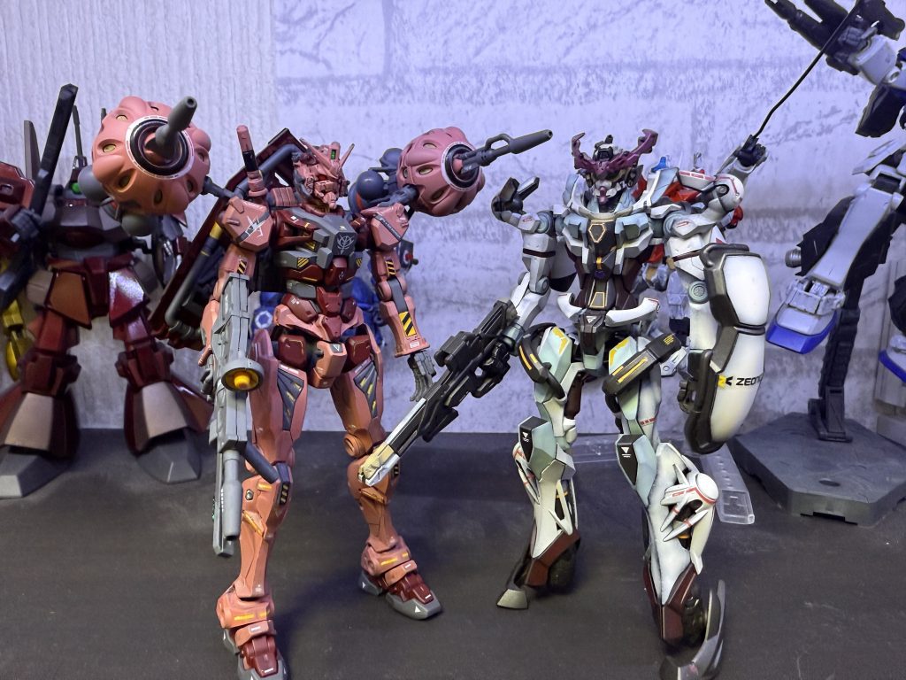 赤いガンダムとツーショット📸