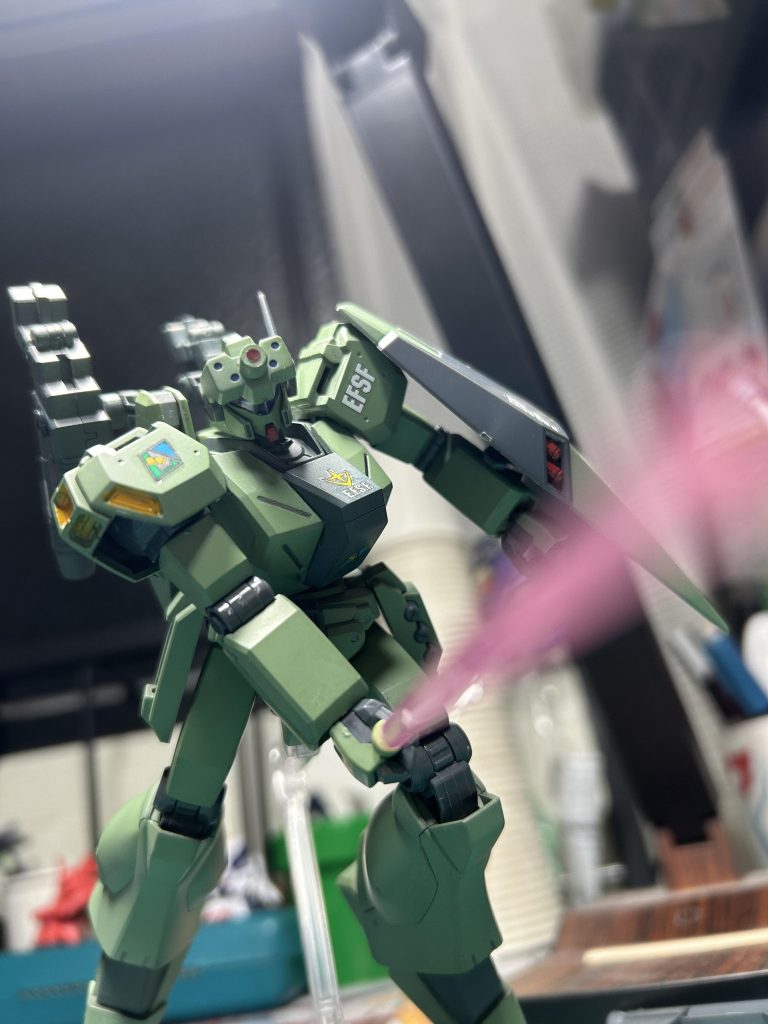 ガンキャノンさんは持たせてもらえなかったもしもの時のビームサーベル