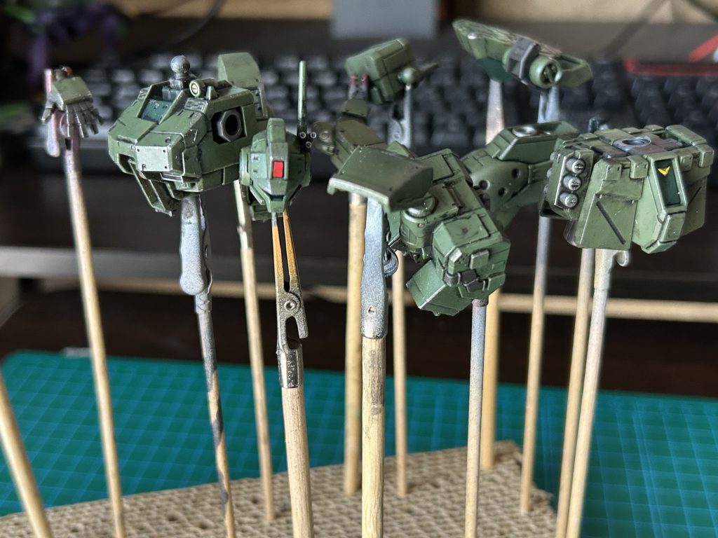 部分塗装と汚し飲み。汚しはウォッシング、チッピング、ドライブラシ。