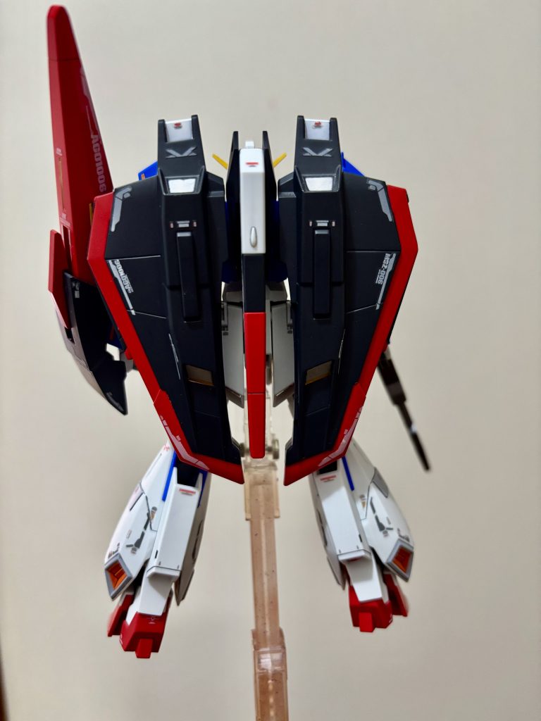 バインダーのダクト部は好みでチタンシルバーで塗装してあります。