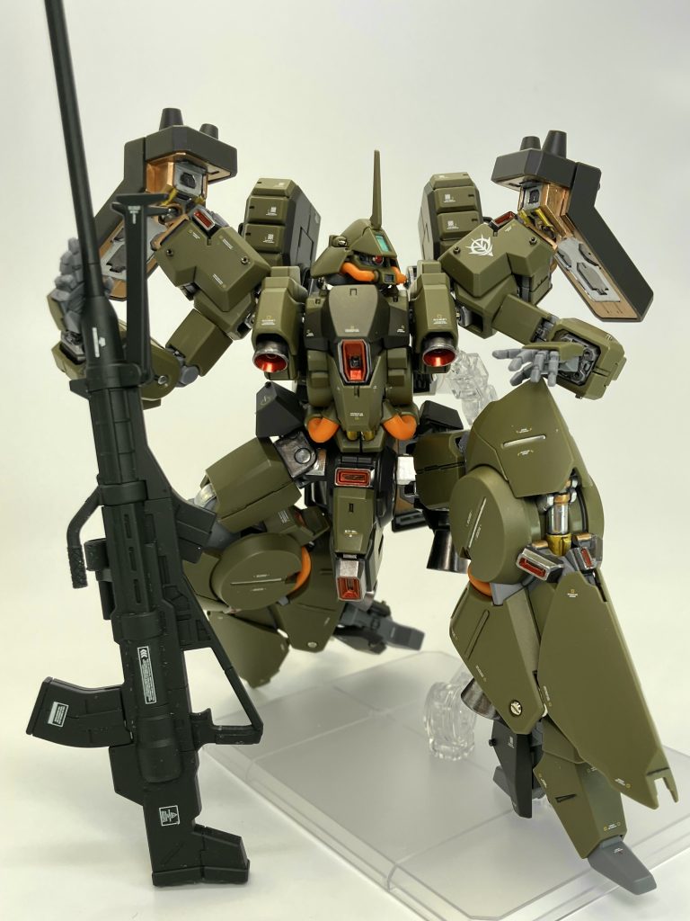 ちなみに、このポージングは同じくA.O.ZハイゼンスレイIIのイラストのオマージュでもあります🥰👏