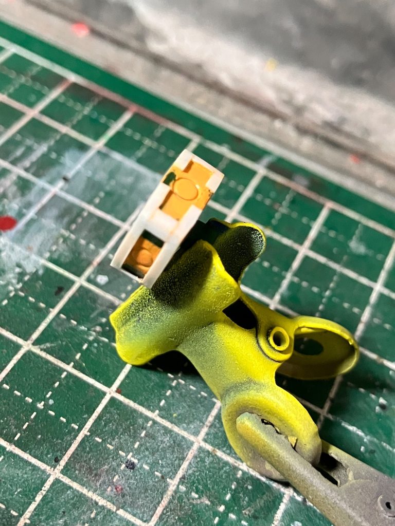 モノアイ周りをいじりました。