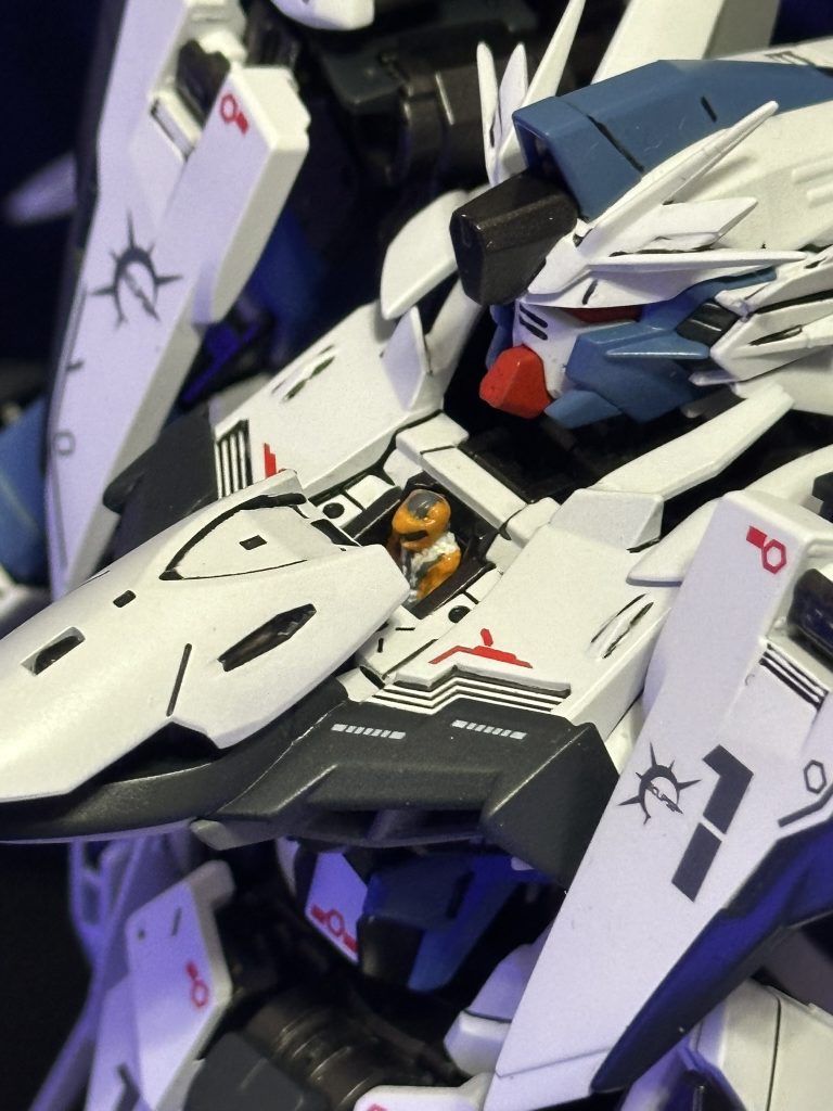 パイロットも健在です