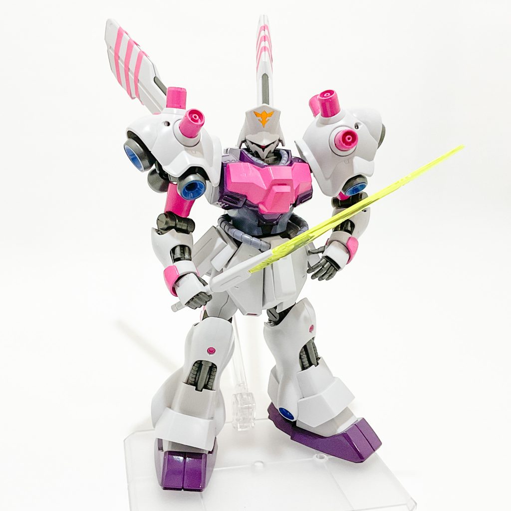 ここで私は、ハマーン様へご報告せねばならない事がございます。ハマーン様というお方が在りながら、昨年末の私の投稿において妻へ永遠の愛を誓うなどという破廉恥極まりない愚行を働きました。これは親衛隊隊員として万死に値する行為です。ハマーン様に対しこの命を差し出すことで罪を償う所存でございます。私に与えられた隊員番号の6番は欠番にしていただくか、新規の入隊者へ割り当てていただく存じます。 ジーク、ハマーン様!!(カチッ)