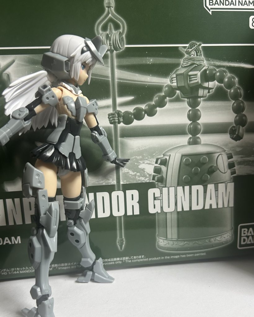 作品名：マンダラ〜<p>二次生産マンダラきた〜 って喜ぶアキ子 ……今日来るまでマンダラガンダムを注文してたことさえ忘れてたのはナイショ。 と言うかハコがデカい…！</p>
