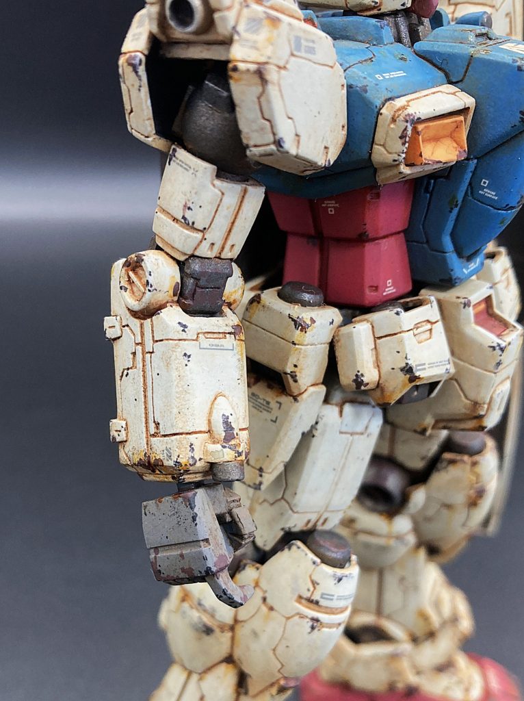 タミヤのエナメル塗料「ハルレッド」と「クリヤーオレンジ」を使うとあら不思議！プラスチックが錆びていきます（笑そして簡単！