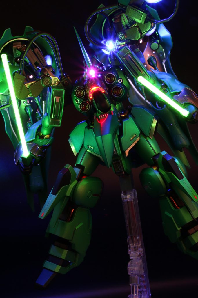 完成してみたらLED32発+フィラメントLED2本、CRDは14本とかなり仕込んでました&nbsp;