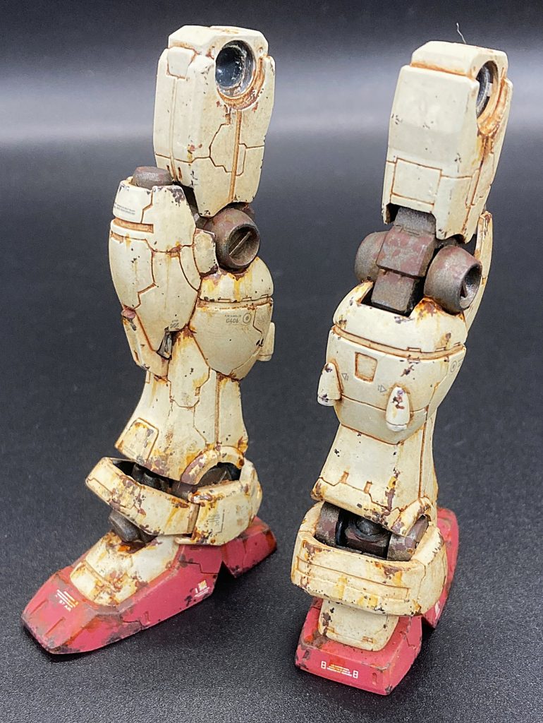 どうですかね、拡大すると粗が目立ちますが、遠目に見ると一応錆びてるように見えマッスル！（右にある足の上の方に、波平の髪の毛が…）