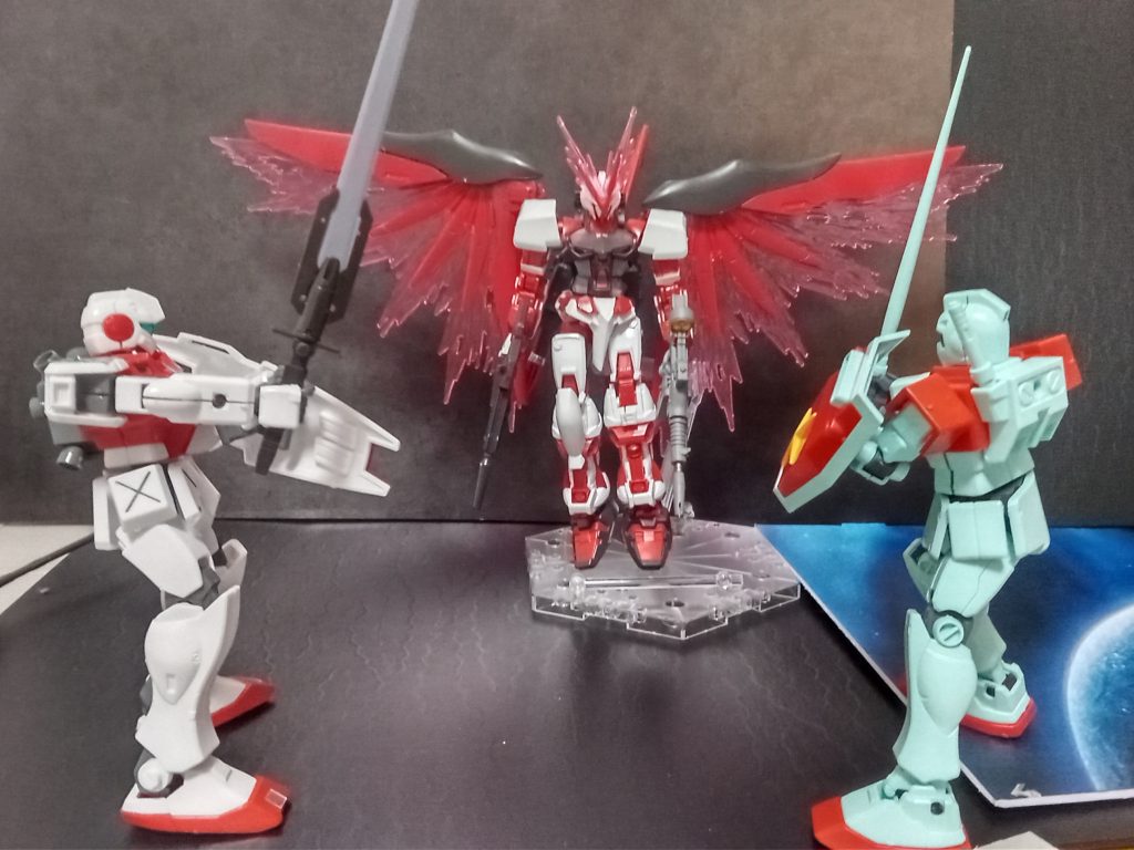 周りからジムどもが！