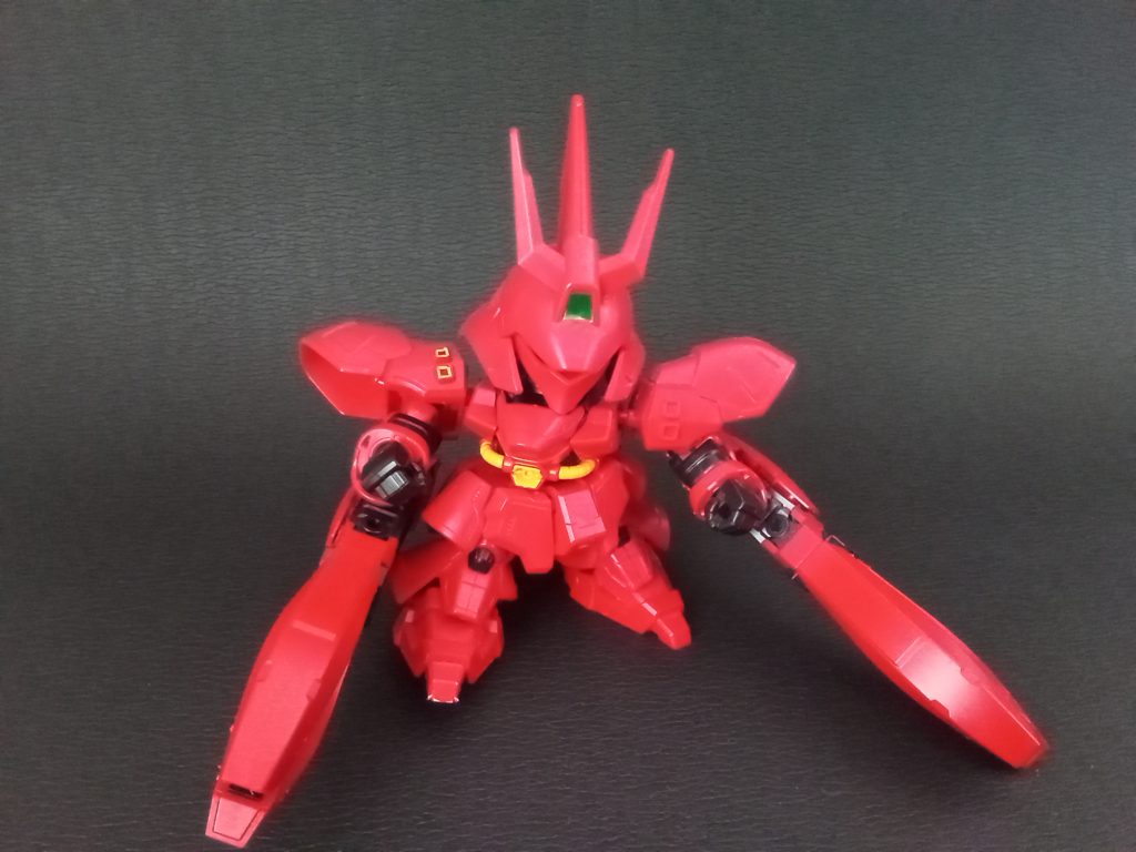 続いてはサザビーこれはガンダムベース限定のサザビーです！