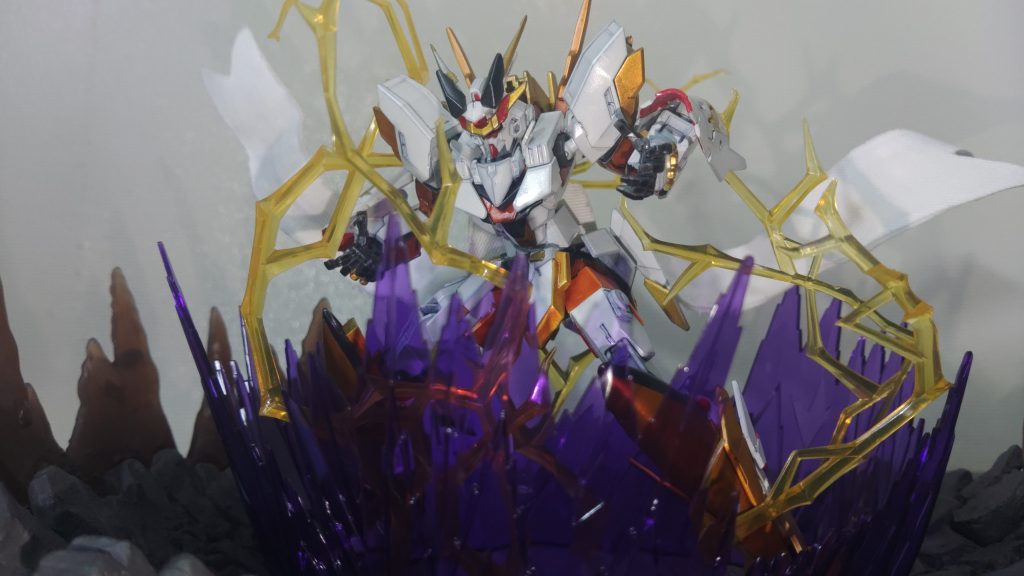 「堕鬼憤叫」ガングニールの暴走状態。見境なく暴れまわり敵味方共に大打撃を与えてしまう。