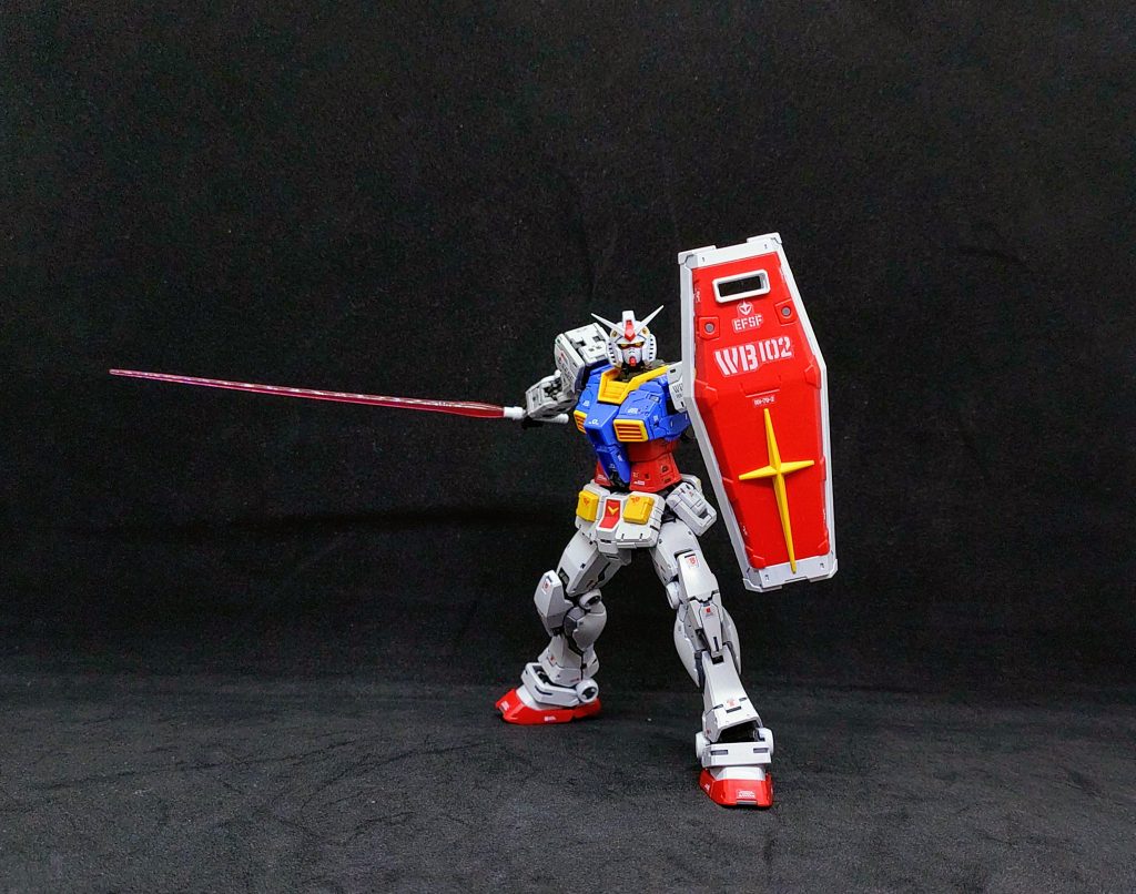 腕の保持力が強いのでシールドを構えてもグラつかないのがすごい!