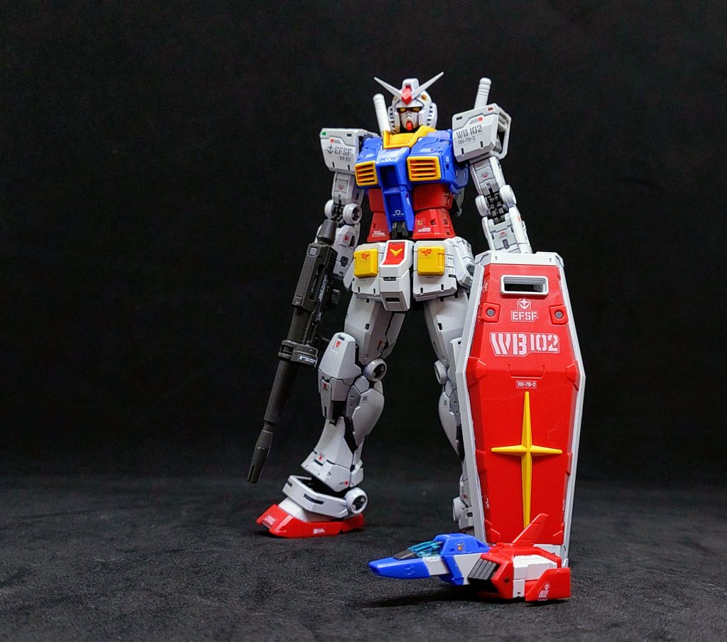 コア・ファイターと並べて1枚1/144サイズで収納ギミックが出来るのは嬉しいですよ