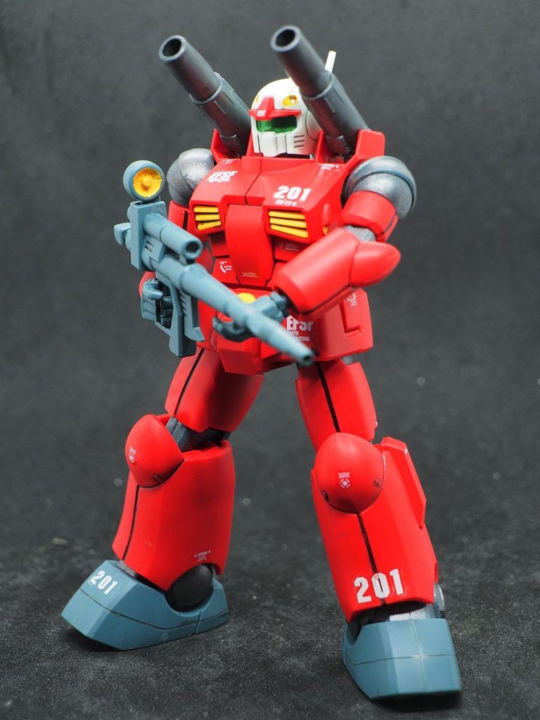 カメラ部はシルバーで塗装後クリアグリーンで(gundam-kao6)