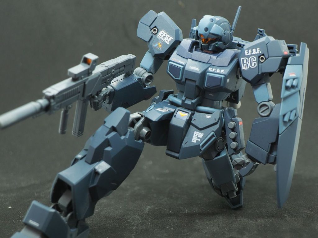 取り合えずゲルググＪの手直しをしながら考えます(gundam-kao5)