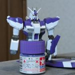 今日は盾と両腕を組立て。ヤスリがけで塗装が剥げた部分は随時タッチアップ。この調子[…]