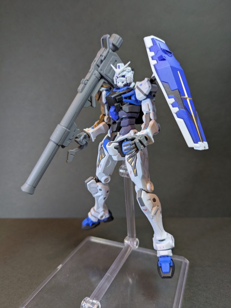 肩、腕、足にハードポイントの接続があってミキシングしたくて悩みました。