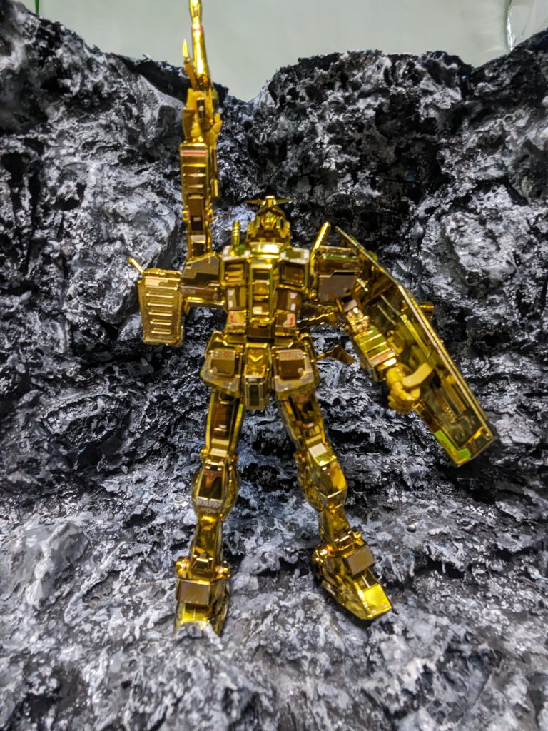 ガンダムベース限定景品　ゴールドコーティングガンダム」