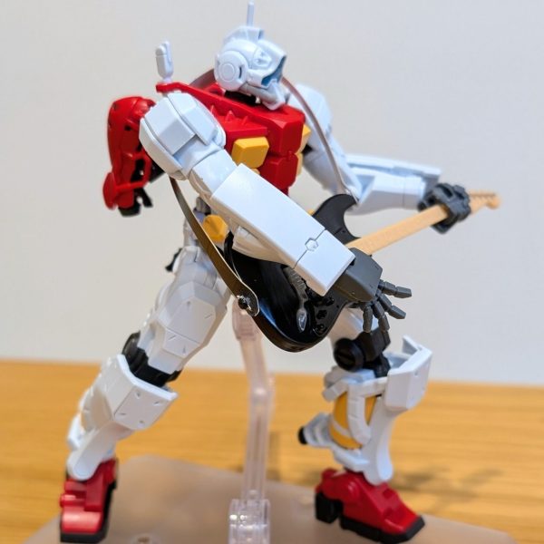 ゲルググGQ「ギター弾いてみた」