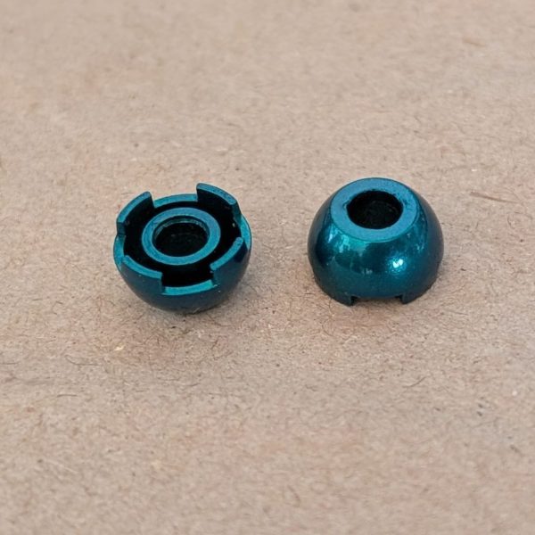 どなたか、教えて下さいませ。