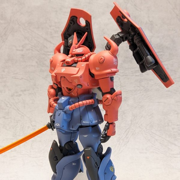 MS-07YK　ミナ＝モットゥ中佐専用グフ“義経”