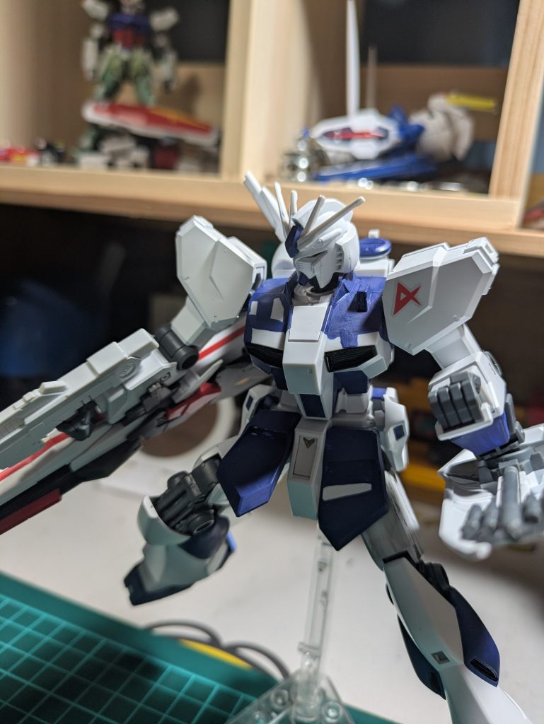 ハイニューガンダムの塗装しました。