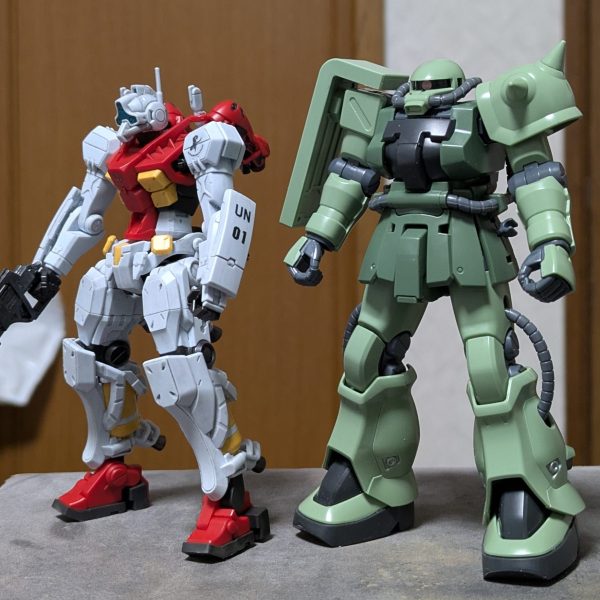 ザクIIF2型ジオン軍仕様製作中!