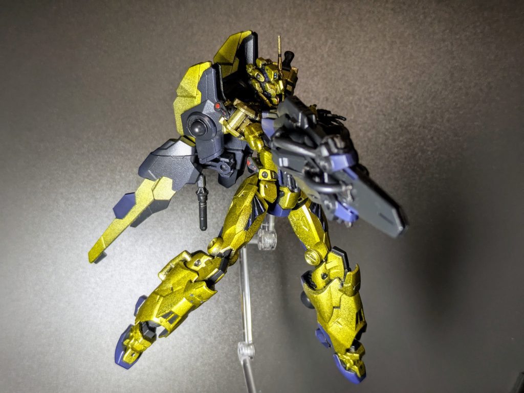 100式ガンダム–6枚目/制作者：シラカワ