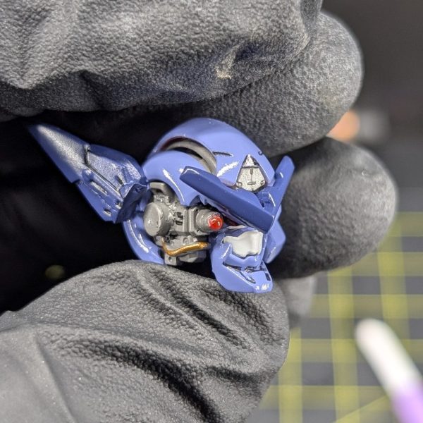 スミ入れと細部を水性マーカーで塗装しました☺️いい感じになったと思います✨️後はデカールもやっていきたいです✨️（1枚目）