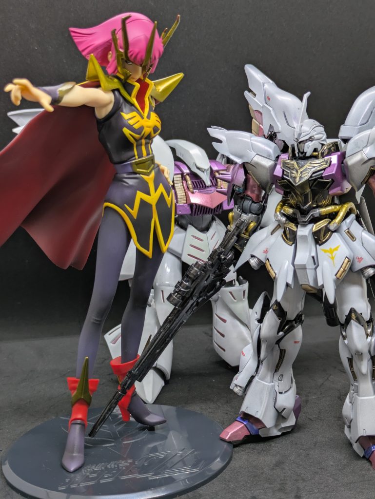 MSN-06S ハマーン様専用シナンジュ