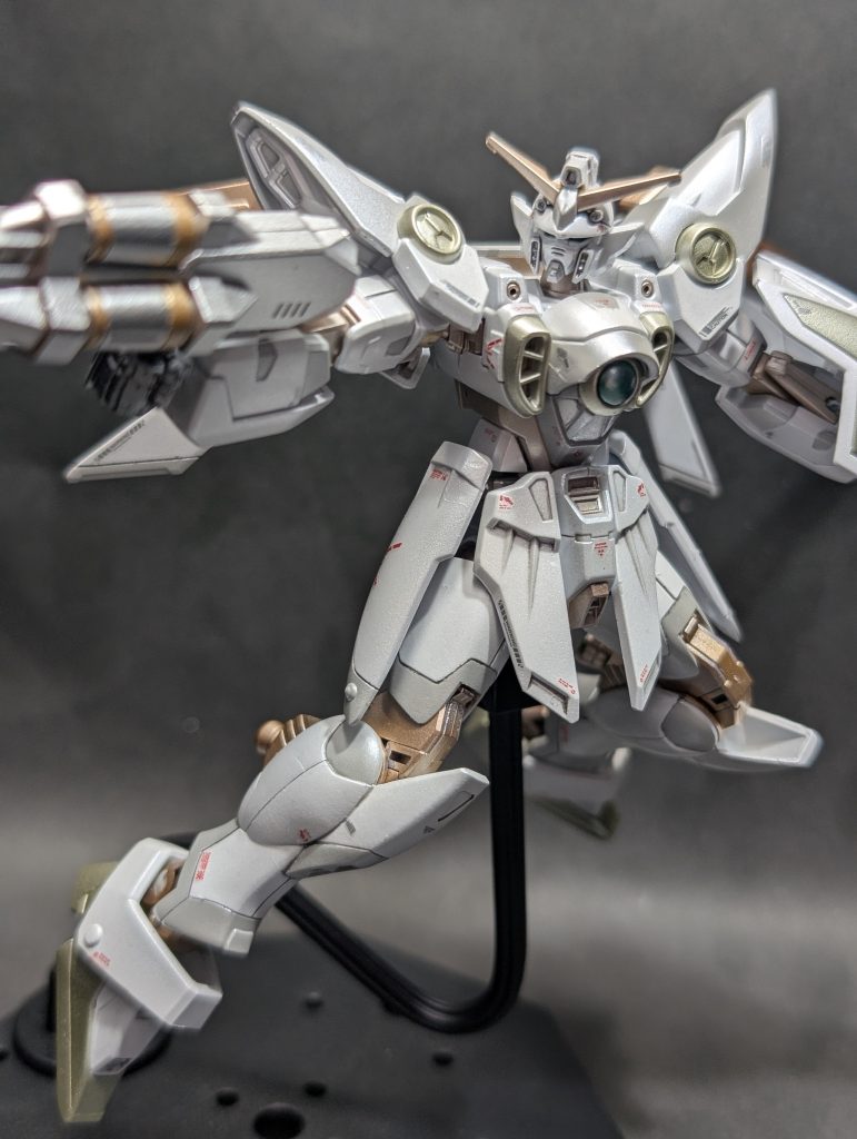 EGウイングガンダム　スノーホワイトっぽく–2枚目/制作者：yanyano