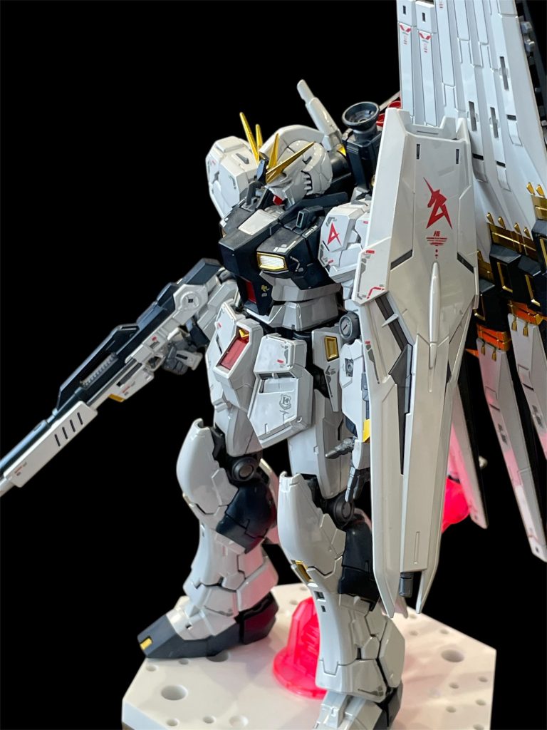 RG RX-93 ν Gundam–3枚目/制作者：おっしー