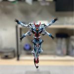 ジークアクスのキットがかなり安く手に入ったので、以前から構想していた多腕化をして[…]