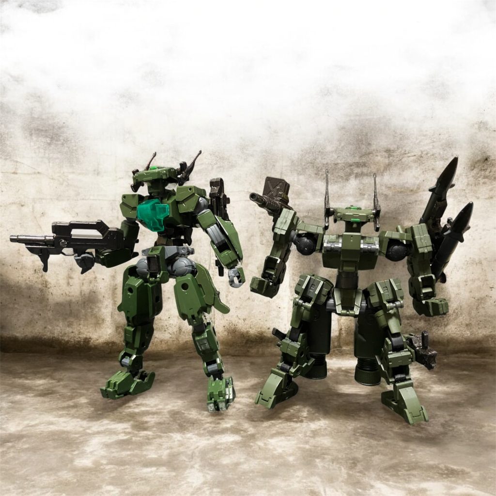 上位機種として礫と礫丸の比較^_^ボディのベースは30mmフォレスティエリ01^_^