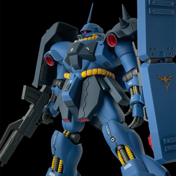 ギラ・ドーガ （レズン・シュナイダー専用機）