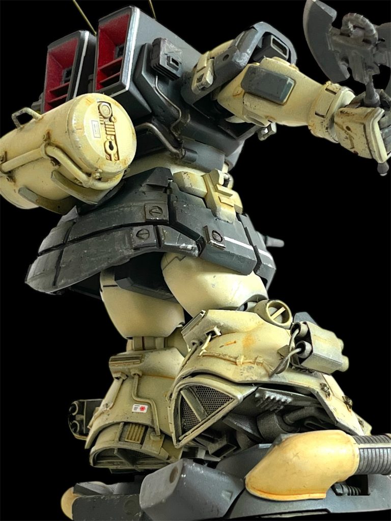 イメージは北アフリカに巣食うジオン残党軍「砂漠の狐！」