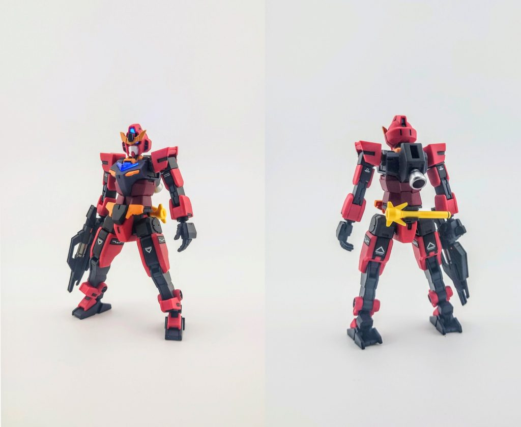 コアガンダムR2コアガンダムリゼとほとんど性能は変わらないけど、サーベルを腰に移動させた事により可動域が良くなり、格闘攻撃がしやすくなった…はず