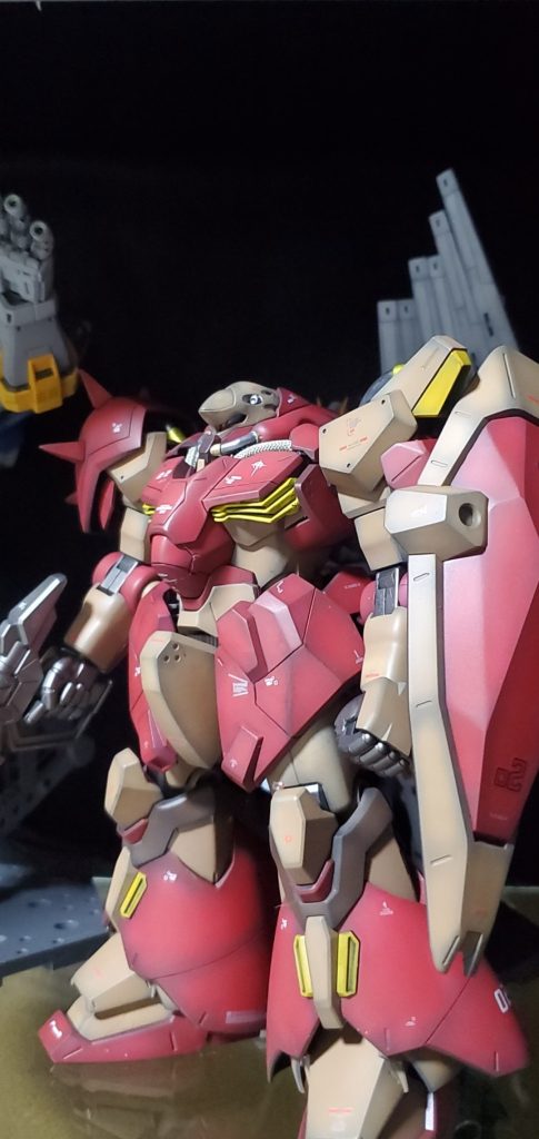 モノアイをHアイズスジ彫り少々デカールは閃光のハサウェイ汎用、市販のコーションデカール等