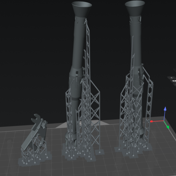 全体的にスジボリの掘り直しを行い、面の処理とパーティングラインを処理しました。合わせ目の処理も行い、バーニアや肩のスパイクを３Ｄプリンター製にリプレイスしました。バズーカも合わせ目がを消すのも難しいし、一部のモールドも甘いのを修正するのが大変なので３Ｄプリンター製に変更する予定です。（7枚目）