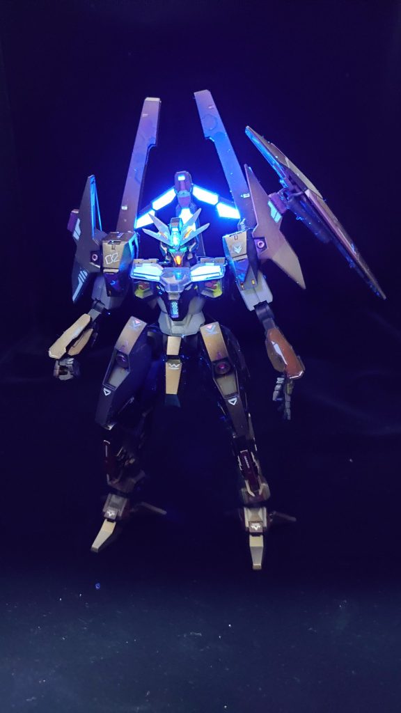 光らせずにはいられない