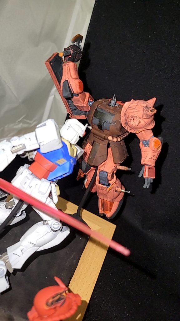 エコプラガンダムでジオラマ！–6枚目/制作者：丸山，