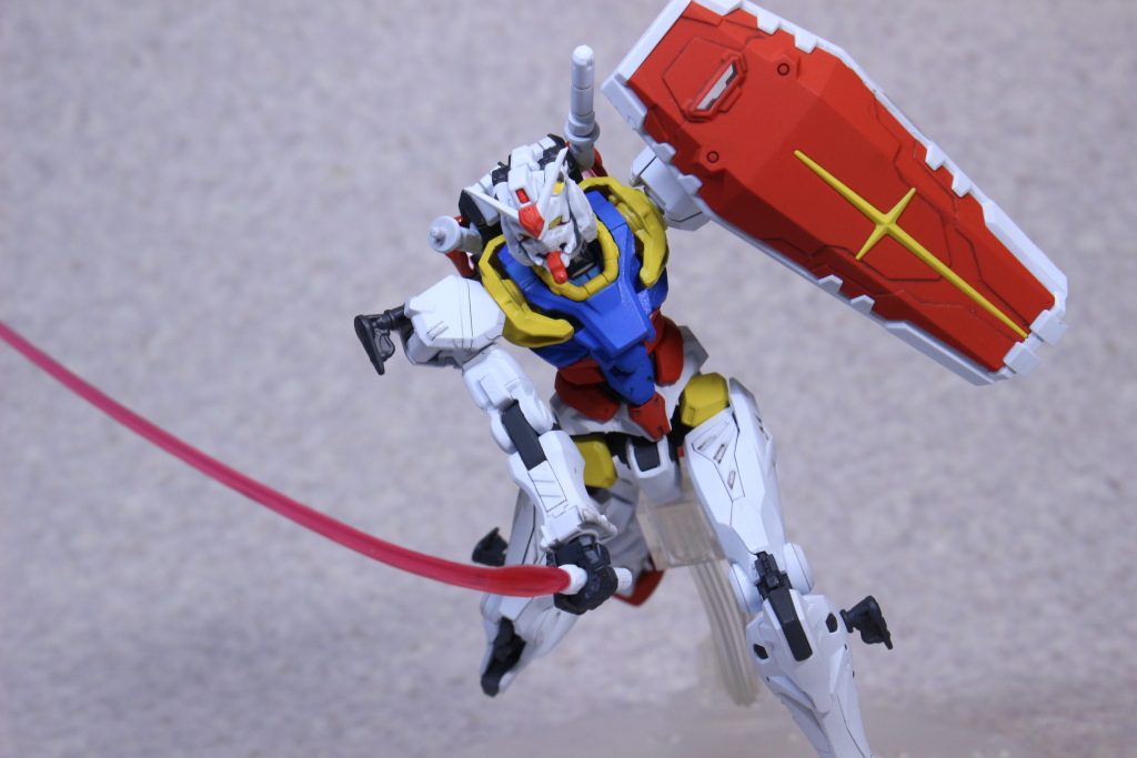 白いガンダム ファーストカラー–5枚目/制作者：りゅう