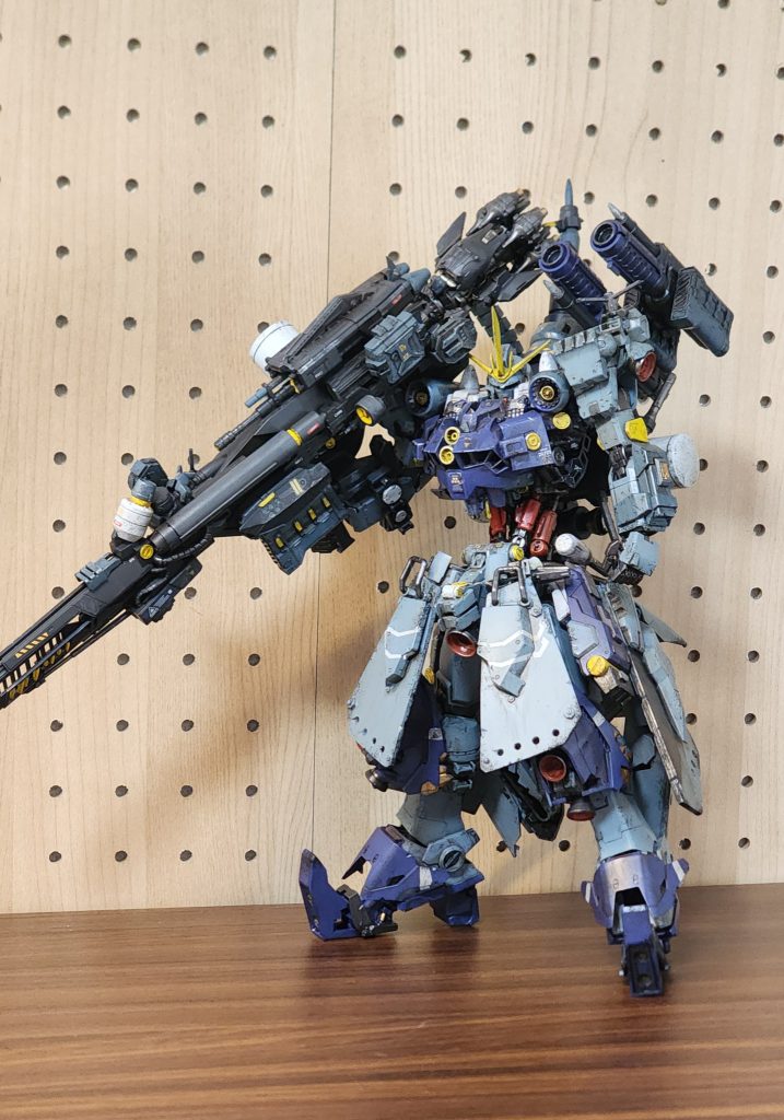 ヘビーガンダム–3枚目/制作者：ニンジンサウルス