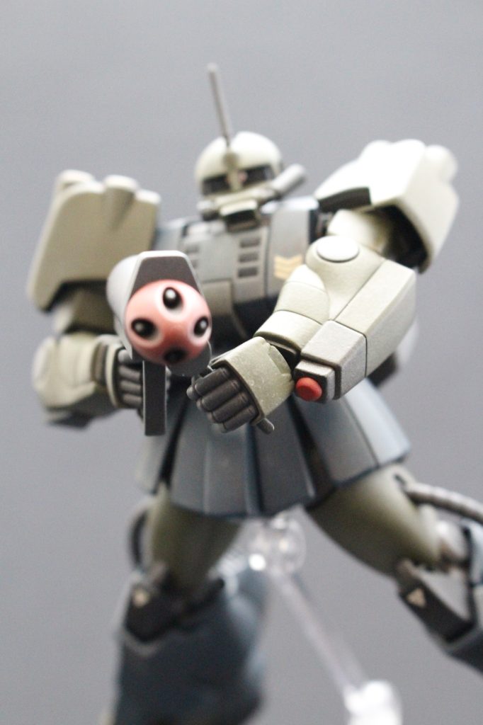 両手持ちは可能