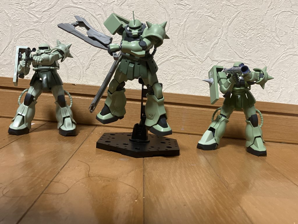 ザク三体使用して１個小隊を作りました