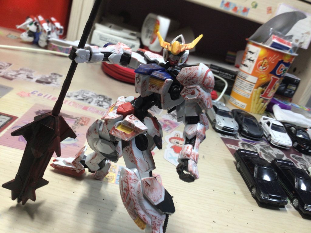HGガンダムバルバトスを血飛沫が飛んだ風にしました