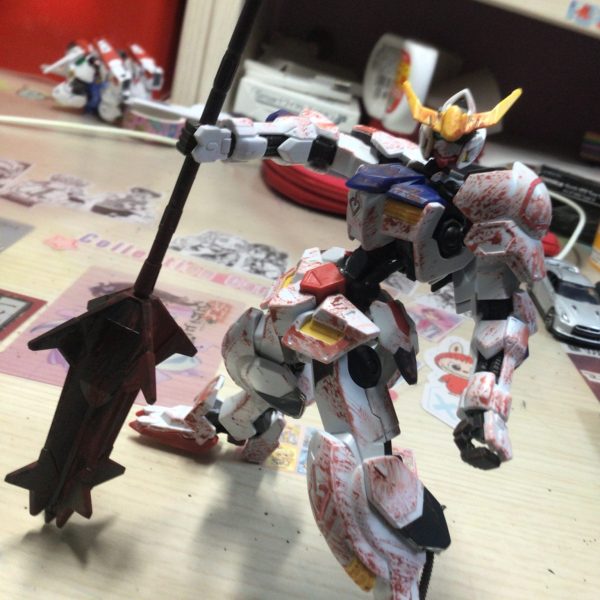 HGガンダムバルバトスを血飛沫が飛んだ風にしました