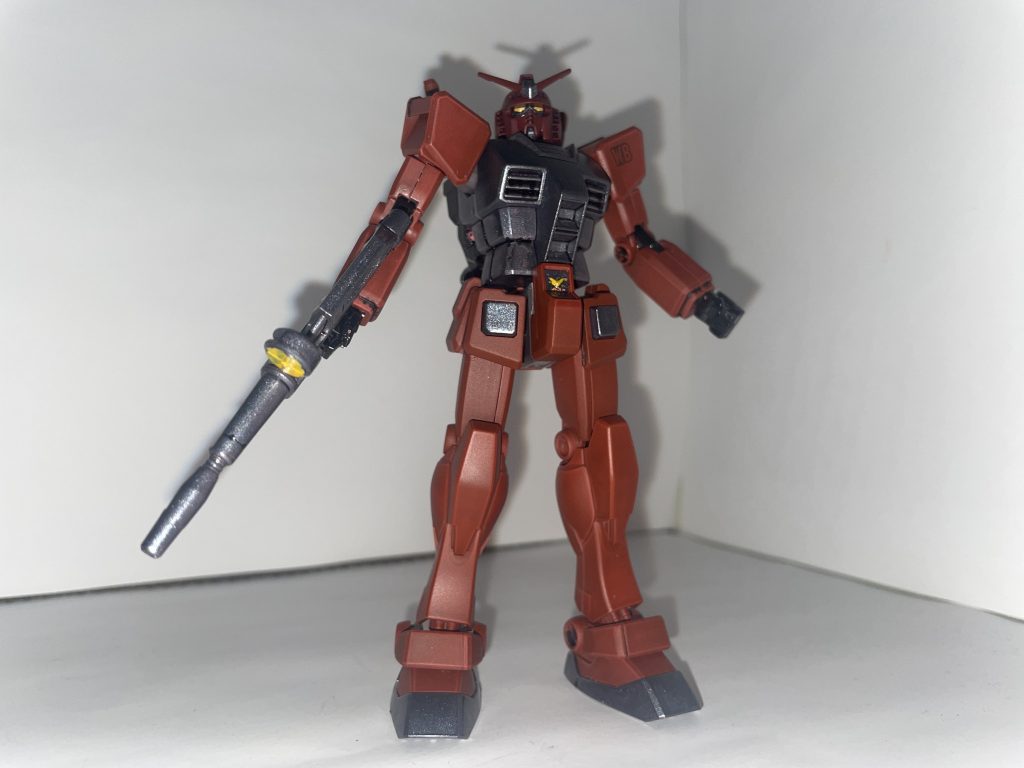 ビームライフルしかないうえ改修したとはいえ可動範囲が狭い．．．(zaku-kao9)